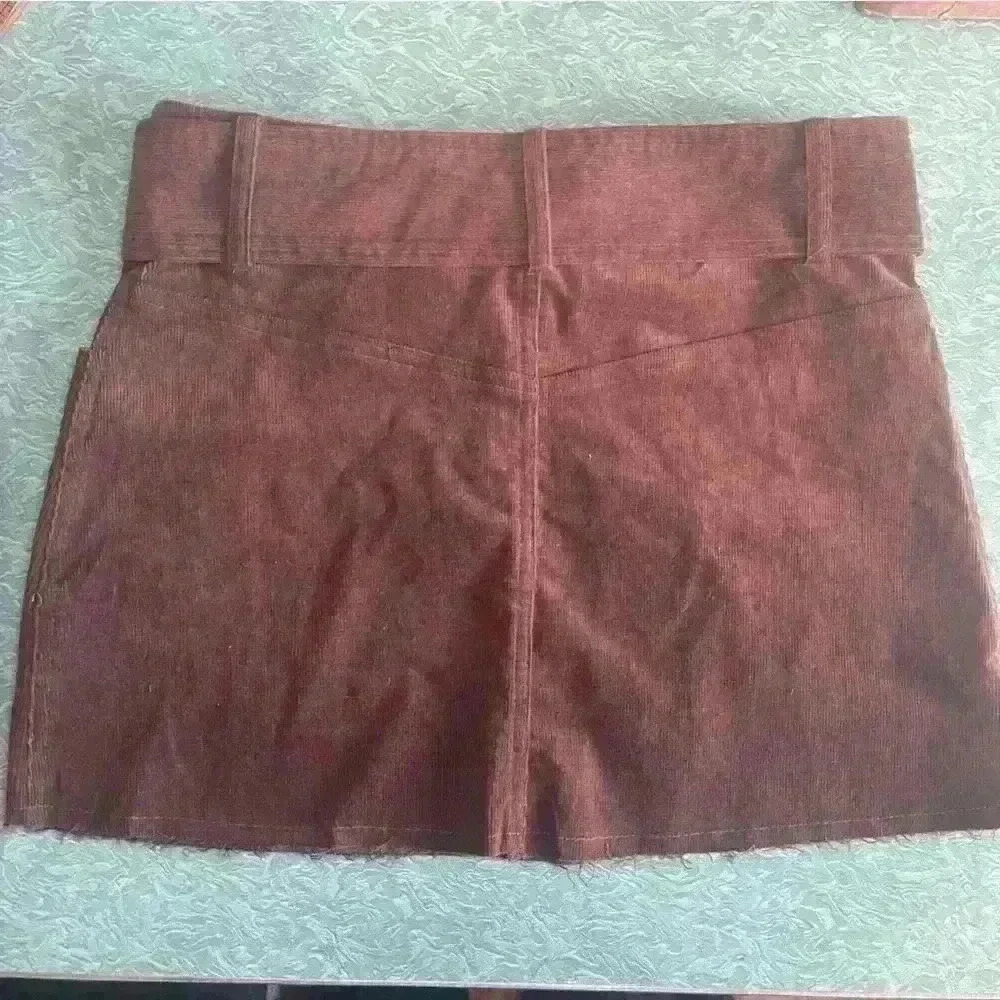Rue 21 brown corduroy mini skirt with raw edge size small New with Tag - Picture 6 of 7